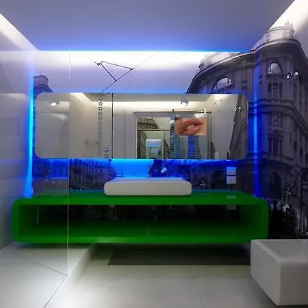 Town House Street * ميلان
