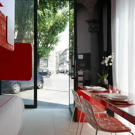 Town House Street * ميلان