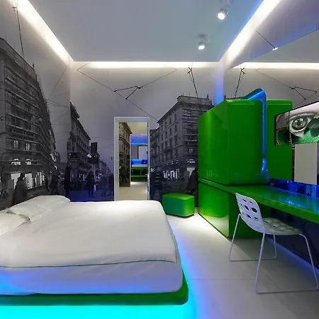 Town House Street فندق *